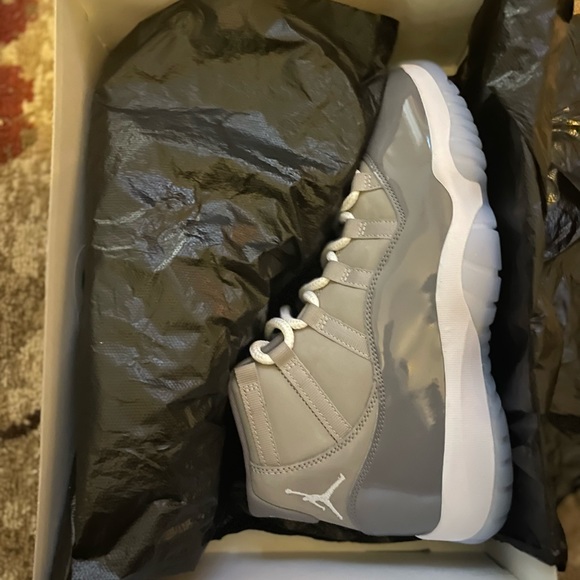 Air Jordan retro 11s Cool Grey’s size 10 Deadstock - Picture 6 of 6